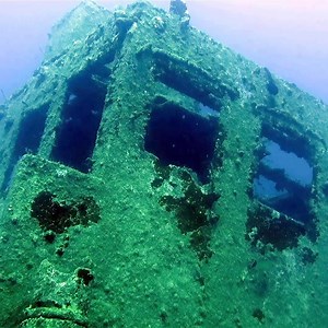 Tell any scuba diver that you’re planning a trip to Vanuatu and they’ll ask “Are you going to dive the Coolidge?” The SS President Coolidge is one of the most famous wreck dives in the world. But it isn’t the only great wreck dive in Vanuatu, here’s our pick for the five best wrecks in Vanuatu. Diveplanit, Pacific Dive, Coral Quays Fish & Dive Resort, Absolute Adventures 📍: Santo and Efate | Vanuatu Tourism Office