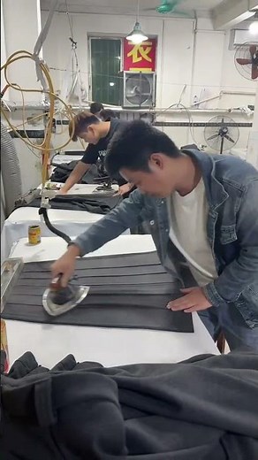 High quality clothing factory. MOQ 30pcs,fast production, global shipping