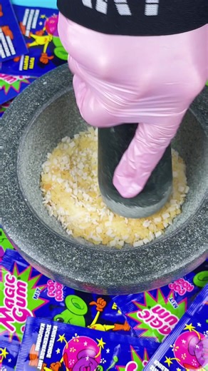 Was als nächstes? 😍 #foryou #foryoupage #fy #fyp #fürdich #fd #viral #goviral #candy #candyshop #asmr #asmrsounds #satisfying #süßigkeiten #sweets