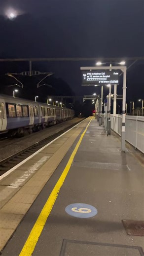 Class 345 Elizabeth line departing from Brentwood Station #fortheloveoftrains