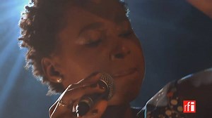7K views · 86 reactions | Lauréate du Prix Découvertes - RFI 2015, Elida Almeida, la jeune capverdienne chante "Joana", issu de son premier album baptisé "Ora doci, ora margos" ("moments doux, moments amers") lors de son concert au Pan Piper Paris. | RFI Musique | Facebook