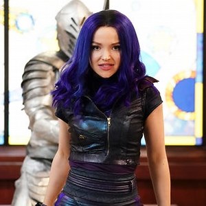 Descendants 3 Official Trailer (Disney Channel)