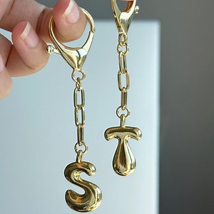 18K Gold Plated Initial Keychain: Custom Bubble Letter Charm - Etsy