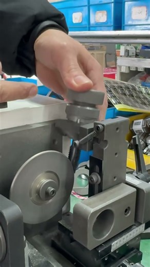 Screw Tap grinder solves your tap problems#foryou #grindingmachine #tools