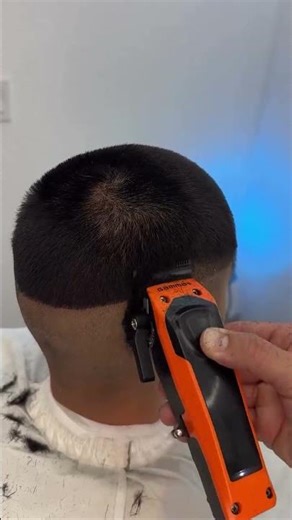 Crisp Clean High Fade Tutorial | Clippers & Lineup #fade #barber #haircut