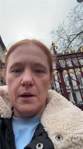 Getting all educated and shit ha ha ha 😝 let’s see how much I take in Yorkshire lass in the big London