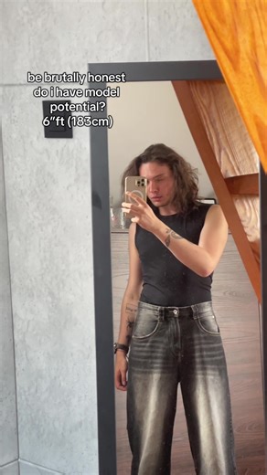 I need best coach opinion tag @Janice Dickinson #modelwalk #modelling #blowthisupforme #fy #fyp