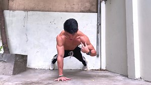 62K views · 2.5K reactions | Hướng dẫn hít đất 1 tay. Link Youtube: https://youtu.be/AwNeE3l5wRw Chúc anh em mau unlock đc skill dễ ờm này để quay clip sống ảo như mình nhé 藍 #LHworkout | Làng Hoa Workout | Facebook