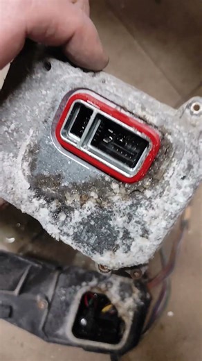 Volvo V50 driver side xenon not working 🤷‍♂️👀😨