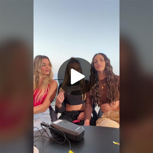 Jess & Danielle (@jess.and.danielle)’s videos with way - ryan gosling