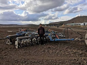 [Hot Item] 8m 10m Widths Disk Hydraulic Folding Heavy Duty Disc Harrow for Large Farm Tillage