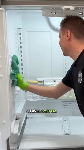 213K views · 2.1K reactions | Use THIS to Clean Your Fridge #FridgeCleaning #KitchenCleaning #HouseCleaningTips #Cleaner | Clean That Up | Facebook