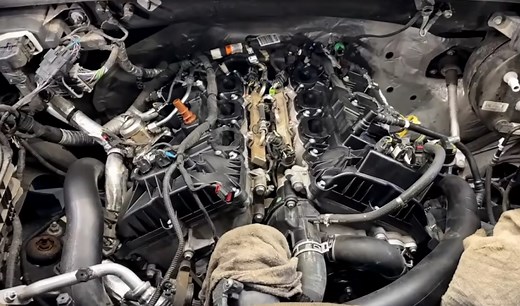 Does the Dual Fuel Injection Setup in the Second-Generation Ford 3.5L EcoBoost Prevent Carbon Build Up? - Ford-Trucks.com