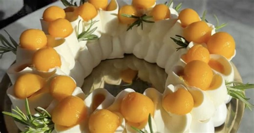 Pavlova exotique à la mangue et fruit de la passion : la recette simplissime idéale pour le dessert de Noël