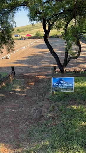 SANESA Q1, MAPLE RIDGE EQUESTRIAN FARM🚩 It’s a beautiful day, what a peaceful morning 😇 DRESSAGE ARENA🏁 | Maple Ridge Equestrian Farm
