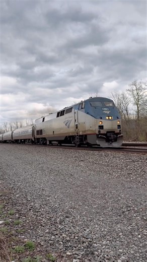 Amtrak Empire Service with leader 86 #amtrak #passengertrain #train #railfanning #railfan