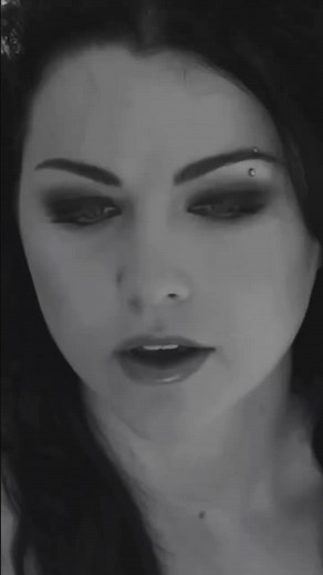 Evanescence My Immortal: Emotional Music Video from 2003