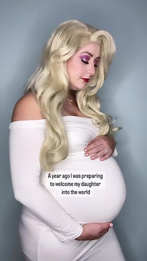 Pregnant Elsa Frozen: Expecting a Baby Soon