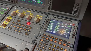 Flying SKALARKI electronics Ltd A320 sim at FlightSimExpo 2023. Insane level or realism, lots of fun and 0/10s. Nicely done save/butter landing, while performing river visual in KDCA by King J13. I was assisting F/O. Ahh.. someday I should get this 🤤 | Flight Streamer