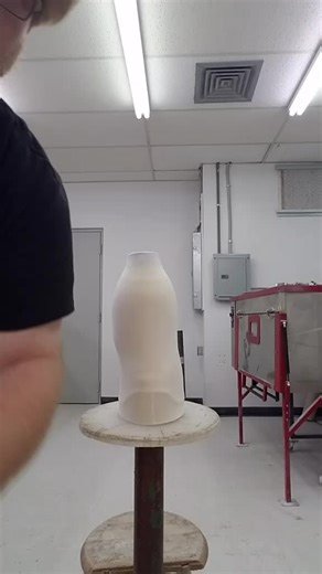 vacuuming a vivak check socket for a below knee amputation. #prosthetics #vacuumforming #plastic #satisfying #atwork #hanger