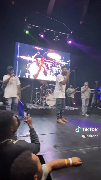 Ol mangi Lek Paiya West New Britain Night 😅🎼🔥💪🏻 Thank UPNG WNB Students Association, The Cosmopolitan, The Cool Range Band & not forgetting those who turned up on that night🙏🏻😍laikm upla ogeta 🫂❤️ #pngtiktok #muffinboys #cosmopolitan #liveplay #fyp #viral_video