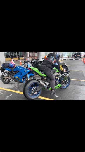 🏆💚 #ninja #zx6r #kawasaki #motorcycle #bikelover #bikers #bikeride #motorbike #bikelife | Min Thway Khant