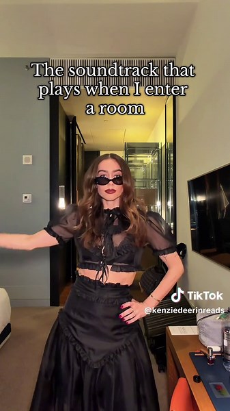 Phantom of the Opera Masquerade Outfit Inspiration