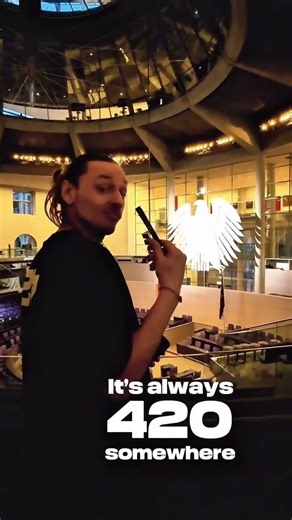 Fast Buds inGerman Legislative Building Reichstagsgebäude by keanu leafs