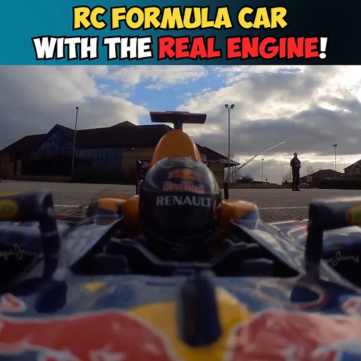 This RC F1 Car Looks and Sounds INSANE! 😱 | Tomley RC