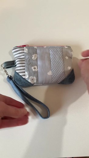 Grey days & patchwork ways 🧵 Made this little wristlet pouch from scraps and denim and i am obsessed with how it turned out! #easysewing #beginnersewing #sewtok #quiltedpouch #sewingtutorial