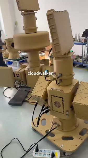 C-UAS integration combines detection, identification, tracking, decision-making, countermeasures, assessment, and control technologies and equipment into a seamless system that provides real-time… | 杨文洪