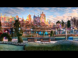 It's a Small World - Clock Parade