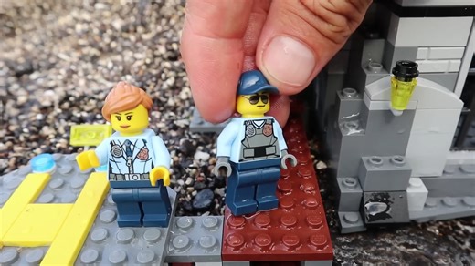 Lego City Police Prison Island Escape!