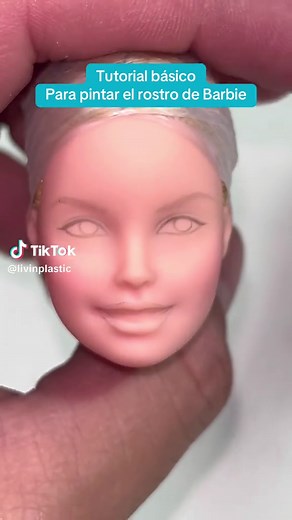¿Cómo pintar el rostro de Barbie? Tutorial Básico🖌️ #barbie #repaint #coleccionistademuñecas #ooakdoll #muñeca