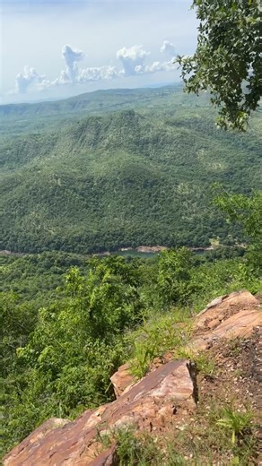 This is Kariba. Land of NyamiNyami and the Largest man made lake in the world. Do you guys want a vlog? #travelzimbabwe🇿🇼 #kariba #wondersoftheworld #zimtiktokers🇿🇼🇿🇼🇿🇼