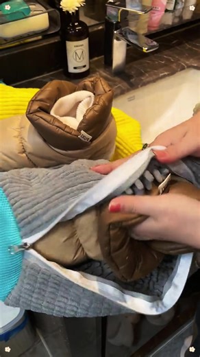 How to Clean White Tennis Shoes Effectively