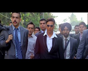 76K views · 715 reactions | A soldier is never off duty! Watch Akshay Kumar's thrilling movie Holiday on OZEE. Click here: bit.ly/HolidayOnOZEE | ZEE5 | Facebook