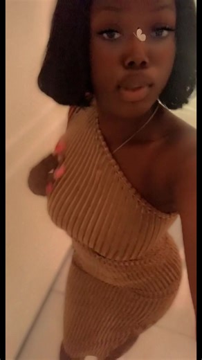 looksbybukky (@looksbybukky)’s videos with original sound - Big T_Me🌴🎧