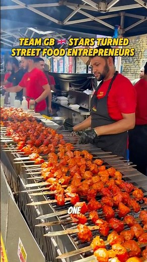 British Street Food 🇬🇧🥵 #british #streetfood #london
