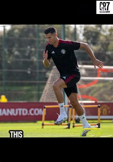Ronaldo Sleeps 5 Times a Day 😳 (Secret Routine) #cr7
