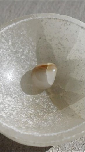 White Onyx: The Crystal for Clarity & New Beginnings ✨🧘🏻‍♀️