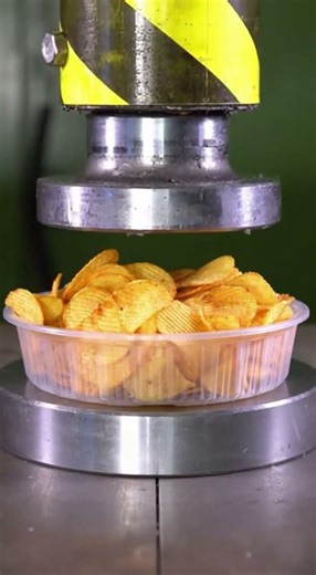 #sixseven #broken #destroy #press #asmr #crispy #chips ##phones #roblox