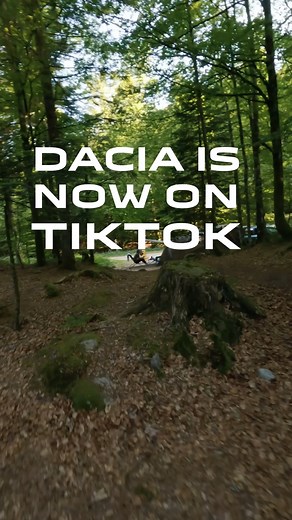 HET IS OFFICIEEL 🌎 We zijn nu ook op... #TikTok Expect nothing less than the unexpected. En dezelfde dagelijkse dosis #avonturen 👉 Tot daar @dacia👀 Let's gooooooo 🪂 #TikTokInDacia #AdventureInDacia | Dacia