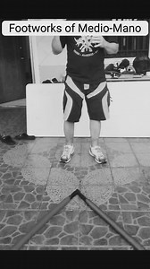 MEDIO-MANO FOOTWORKS!! Most of our Footworks in this ststem are Abante-Retirada, Pivoting & Dragging rear foot( goyod-kinto).!! | Eskrima PPZ / 1-2-3 De Campo Heneral