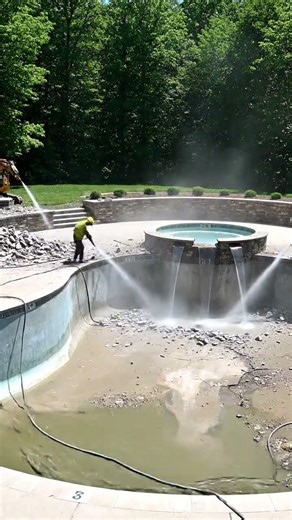 This Abandoned Pool Was Rebuilt in an Incredible Way