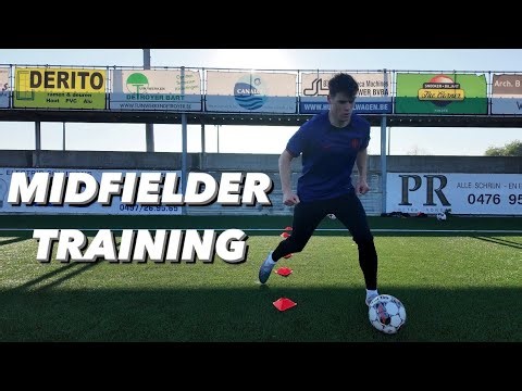 How To Train Alone As a Midfielder | Turns, Dribbling, And Passing