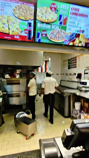 Ordering Pizza few minutes to closing time 🤣 Pizza Inn . #prank #festiveseason