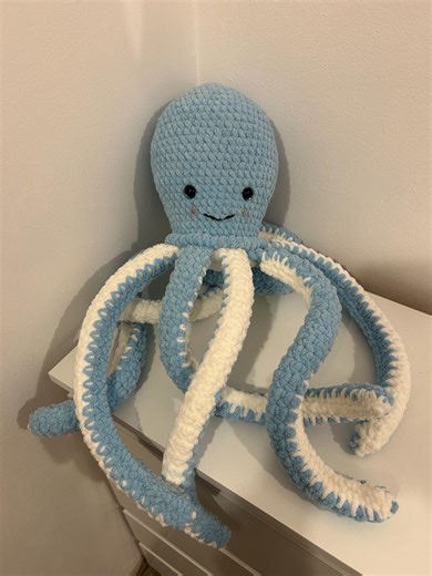 XL Crochet Octopus Plush, Handmade Amigurumi Octopus, Large Soft Octopus Made of Chenille Yarn, Handmade Cuddly Toy - Etsy