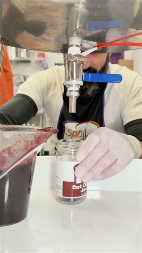 Behind the Scenes on How Hot Jam Liquid Turns Into Gel Overnight