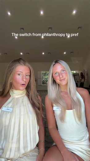 What's Your Favourite Colour? Pink — Short Conversation Transcript